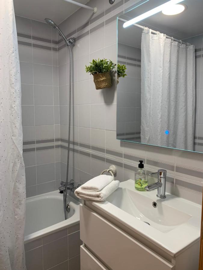 Apartamento Con Vistas Al Mar - Wifi - Aire Acondicionado Эмпуриабрава Экстерьер фото